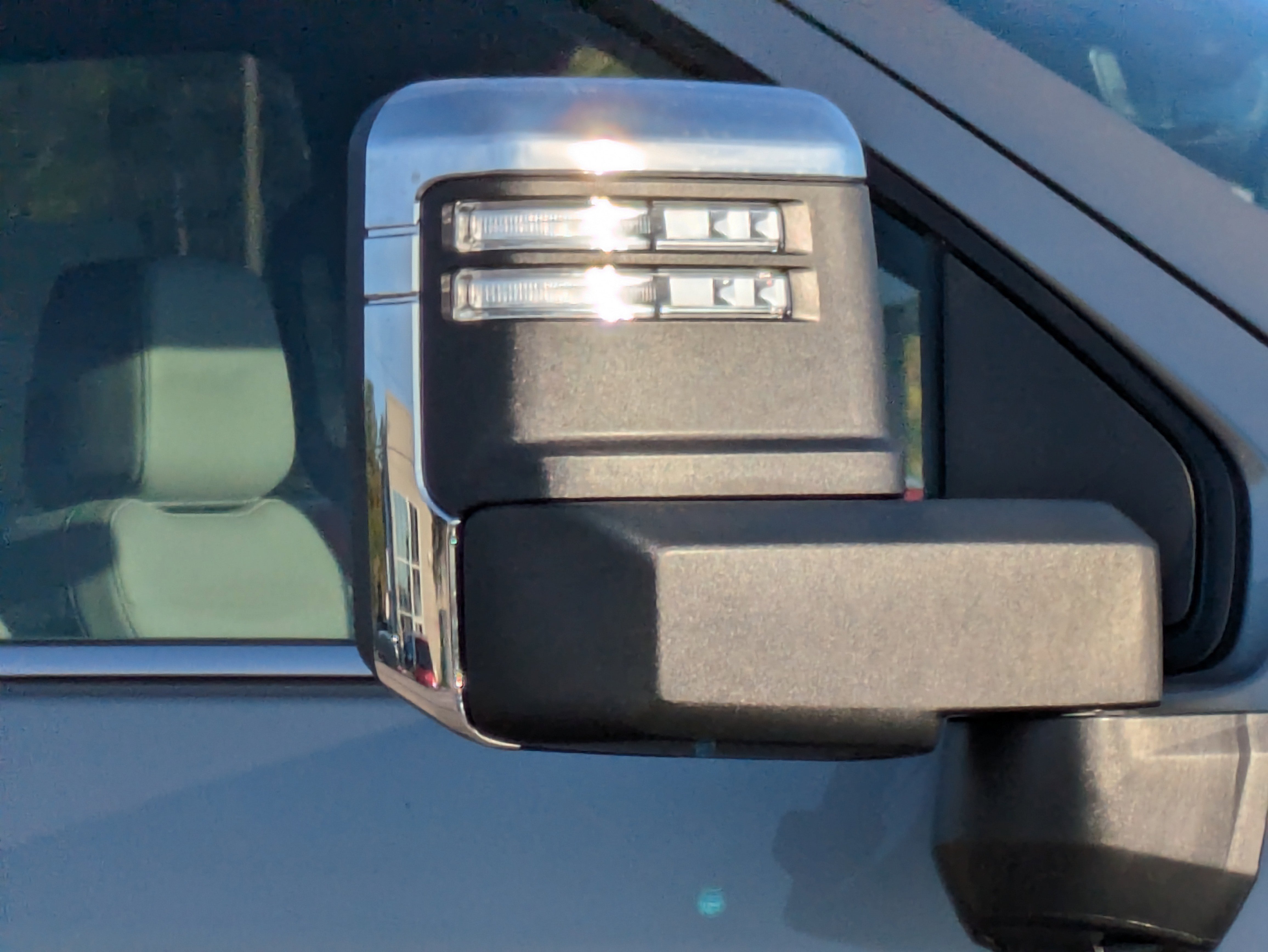 2026 Chevrolet Silverado 2500HD LTZ photo 2