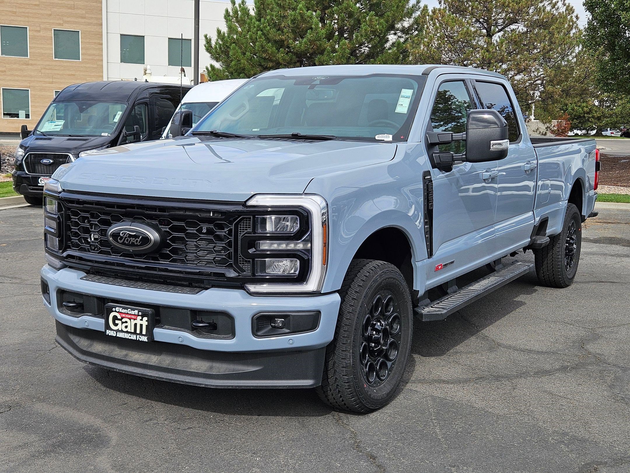2025 Ford F-350 Lariat photo 7