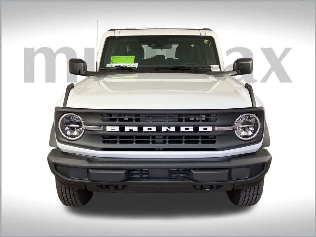2025 Ford Bronco Base photo 10