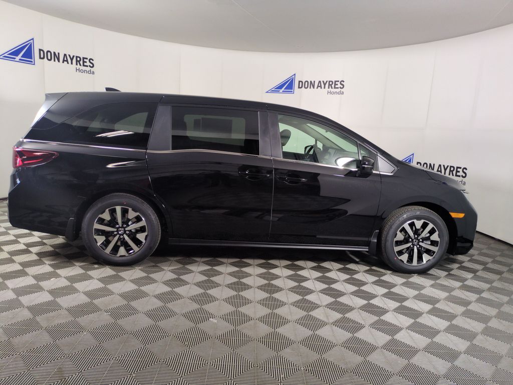 2026 Honda Odyssey EX-L photo 5