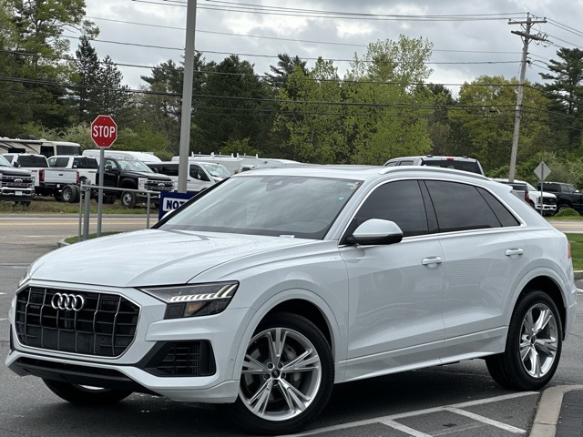 2023 Audi Q8 55 Premium photo 2