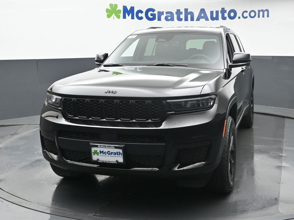 2025 Jeep Grand Cherokee Altitude X photo 3