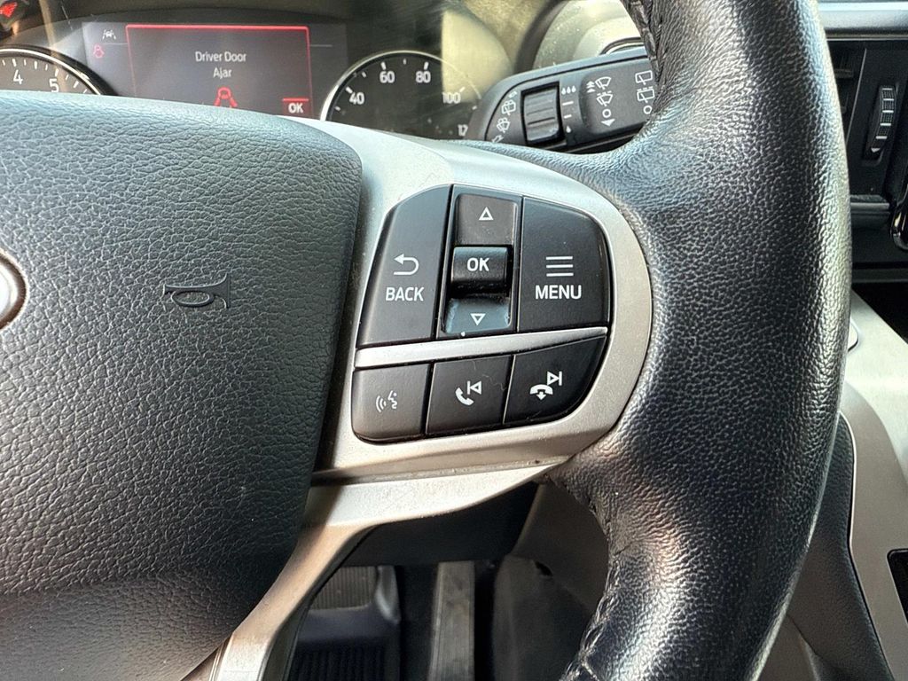 2021 Ford Explorer XLT photo 18