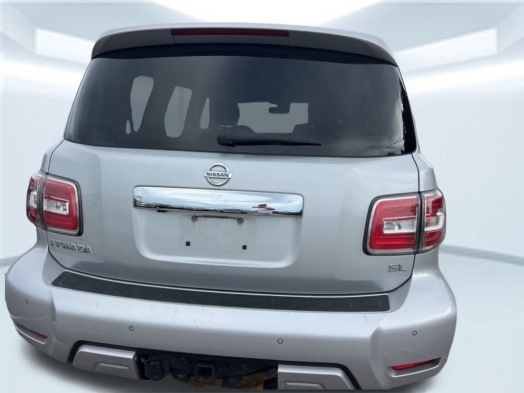 2018 Nissan Armada SL photo 4