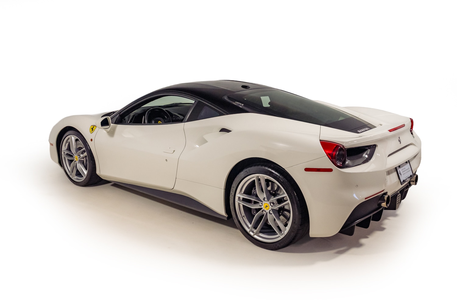 2016 Ferrari 488 GTB photo 4