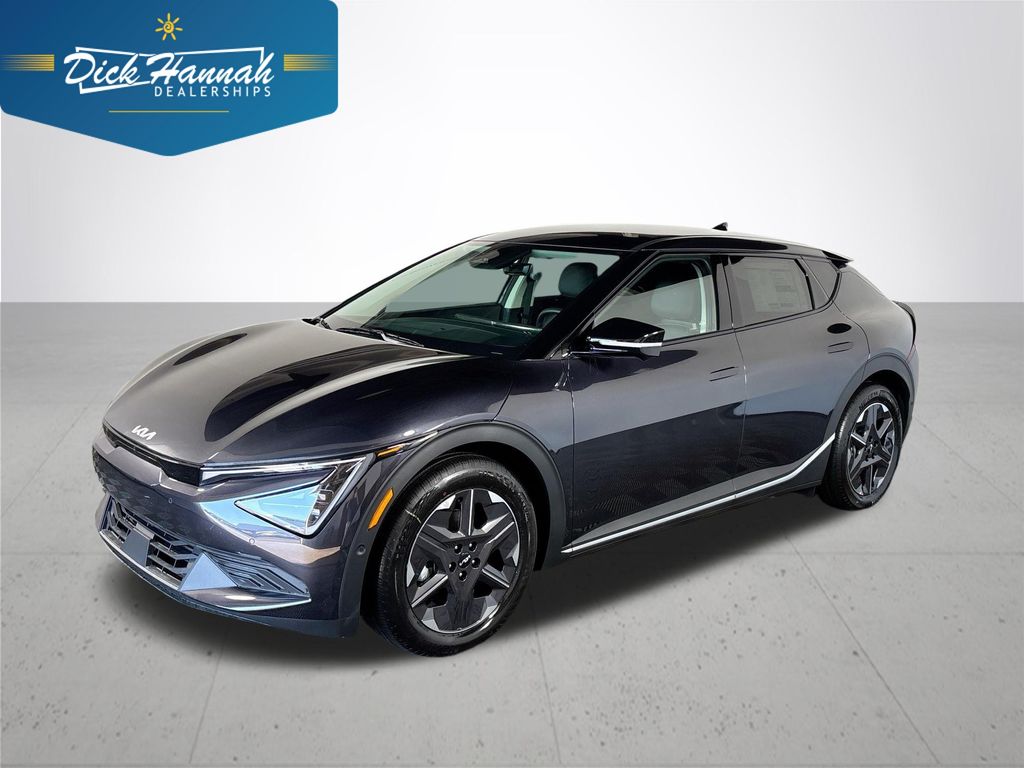 2025 Kia EV6 Light L/R's photo