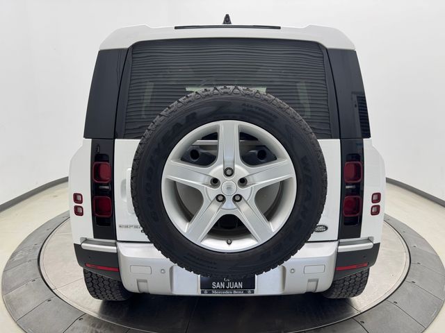 2020 Land Rover Defender 110 SE photo 8