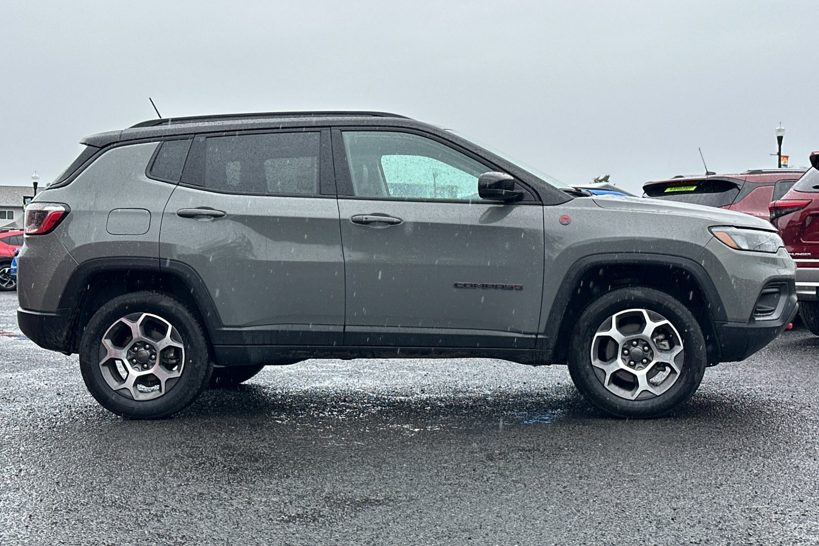 2022 Jeep Compass Trailhawk photo 2