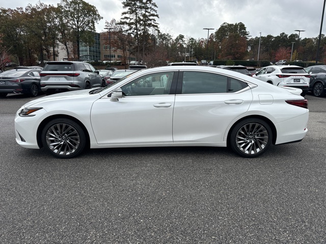 2024 Lexus ES 350 Ultra Luxury photo 4