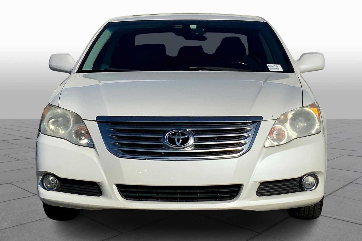 2008 Toyota Avalon Limited photo 3