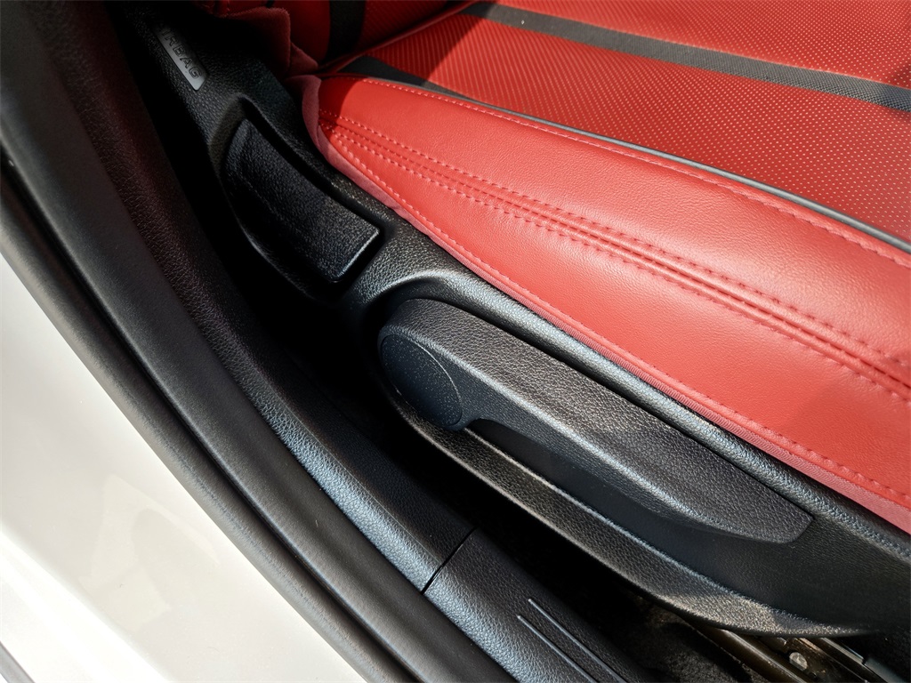 2024 Kia K5 GT-Line photo 27