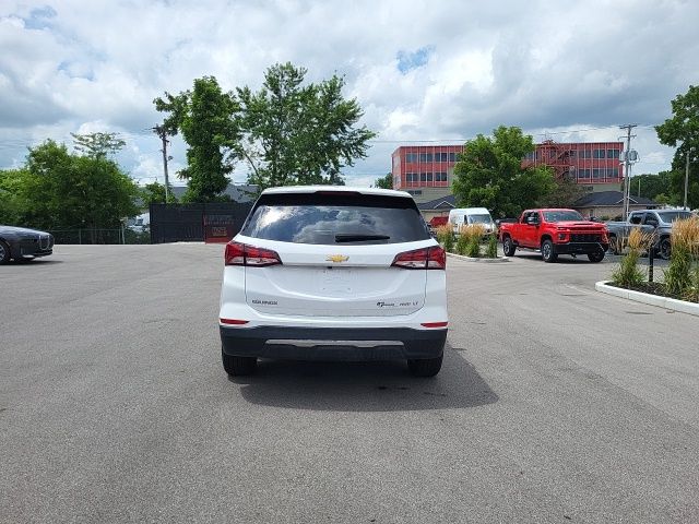 2022 Chevrolet Equinox LT photo 4