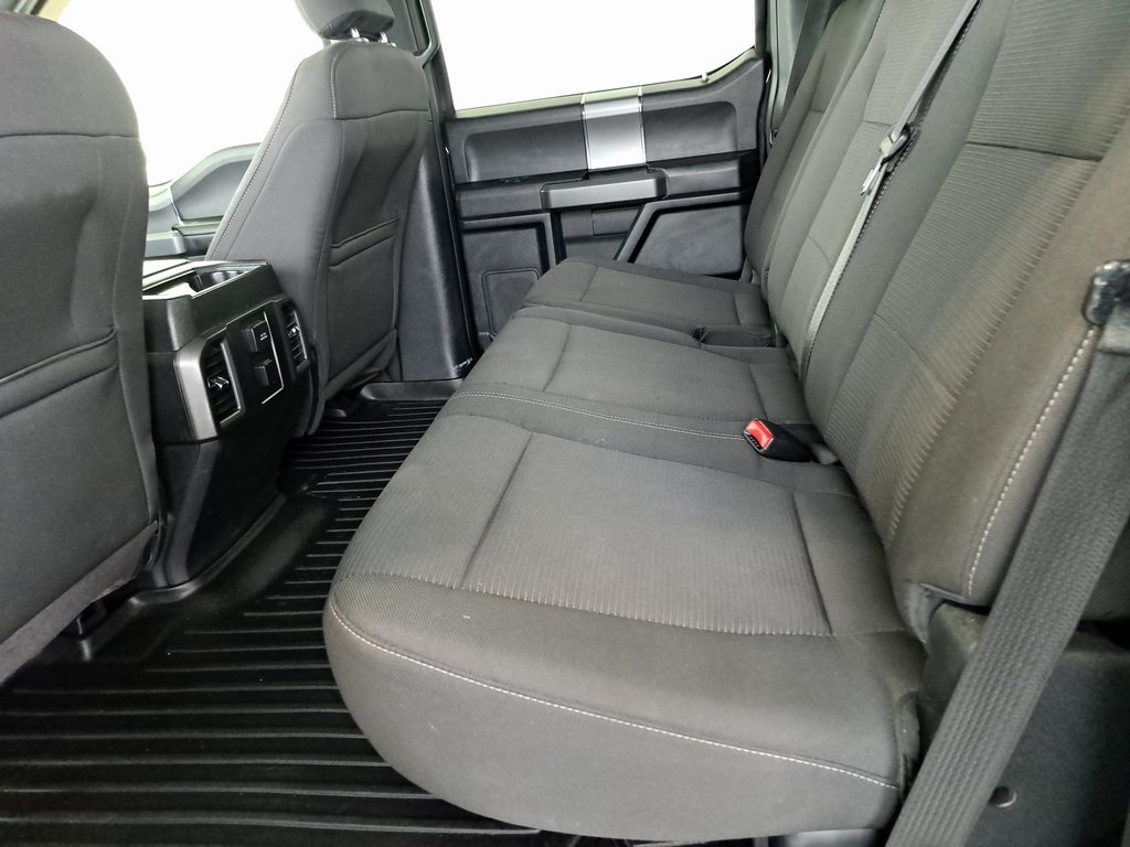 2016 Ford F-150 XLT photo 25