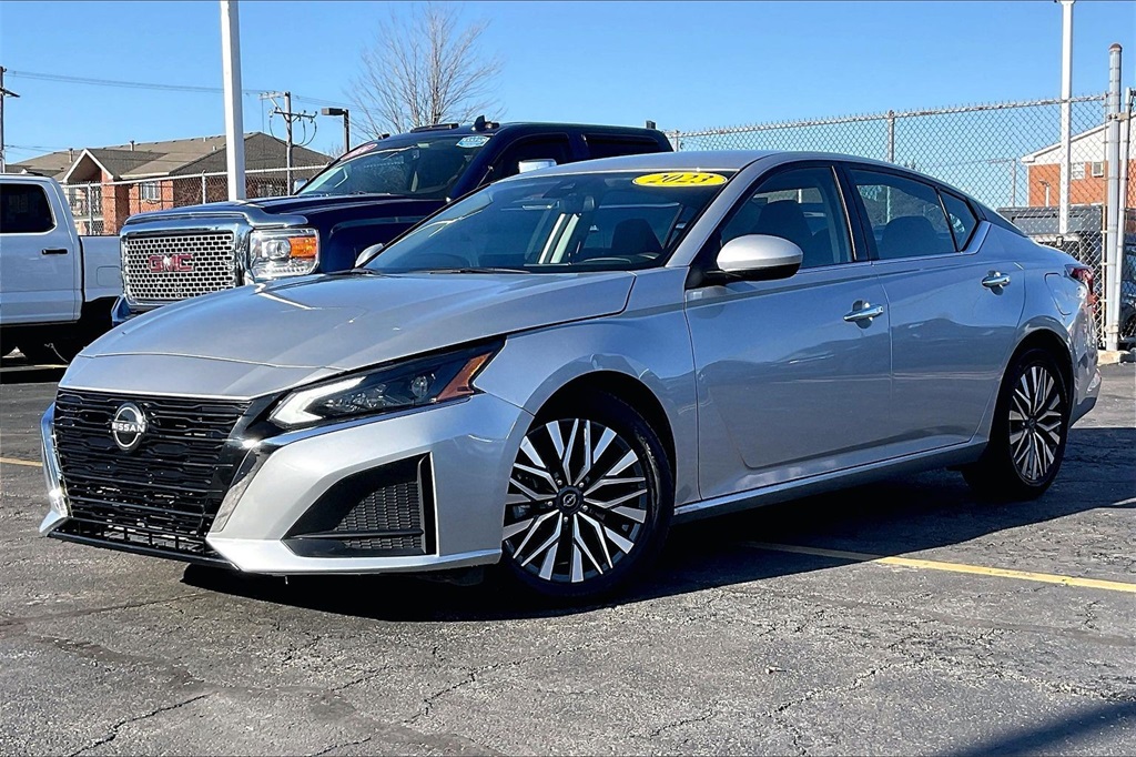 2023 NISSAN ALTIMA - Image 9