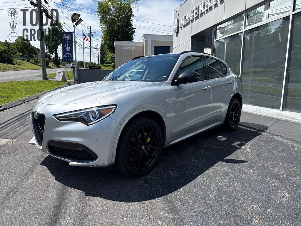 2021 Alfa Romeo Stelvio