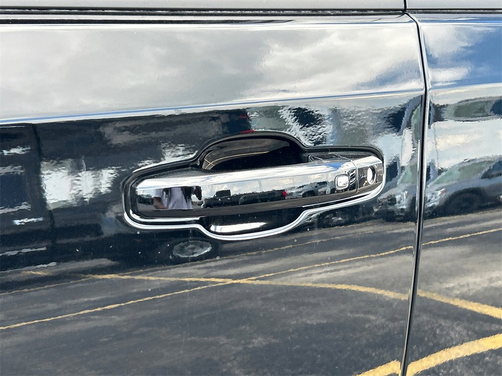 2026 GMC SIERRA - Image 12