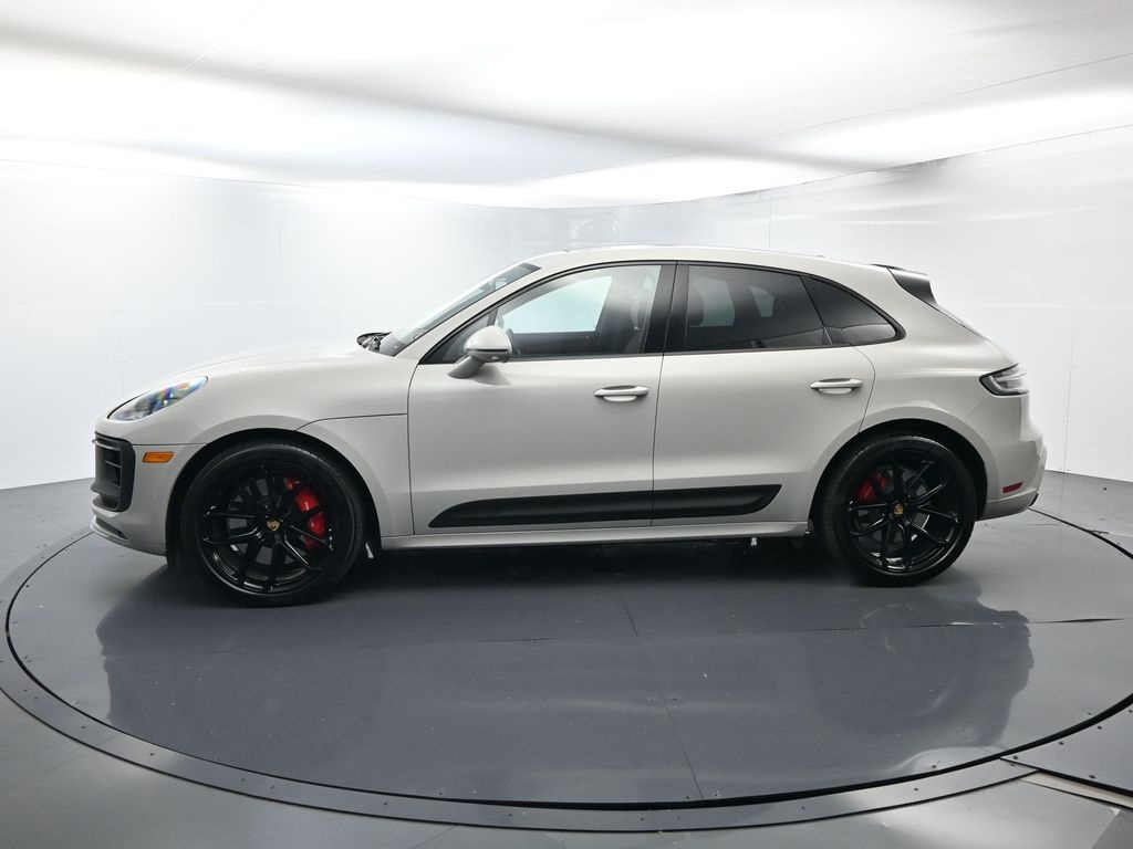 2024 Porsche Macan GTS photo 2
