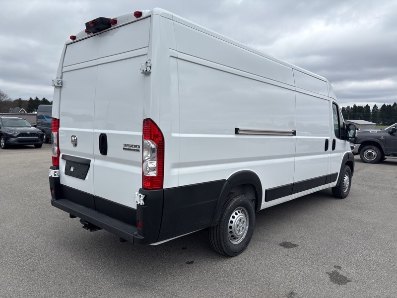 2024 Ram ProMaster 3500 photo 3