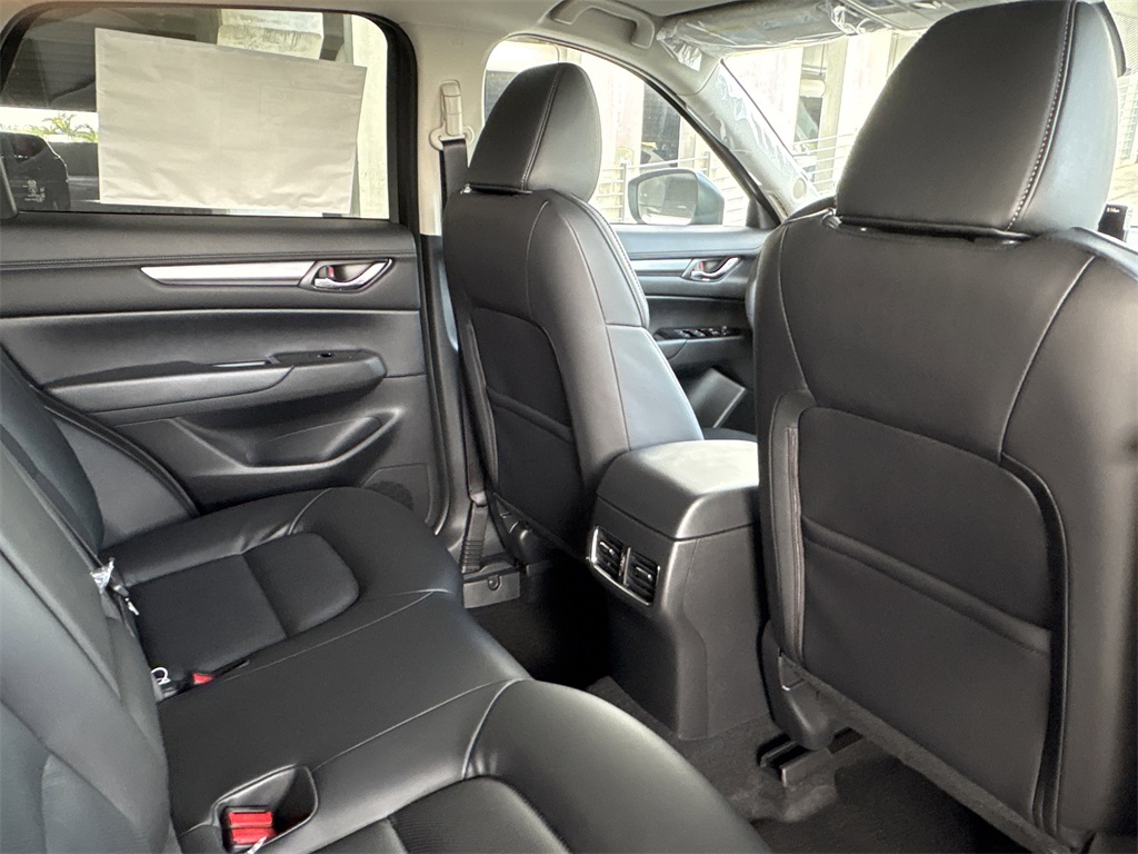 2025 Mazda CX-5 2.5 Select photo 10