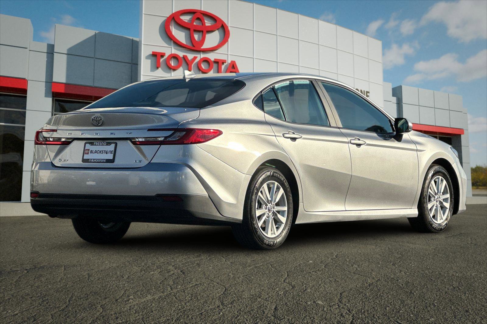 2025 Toyota Camry LE photo 2