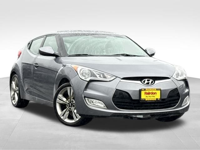 2017 Hyundai Veloster Value Edition's photo