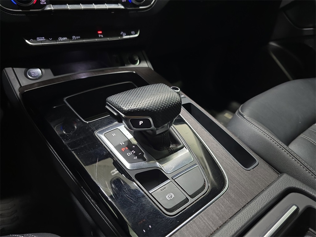 2022 Audi Q5 45 S line Premium photo 18