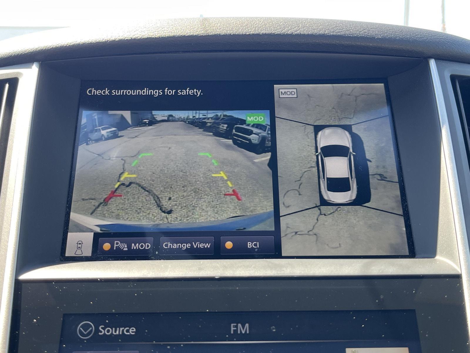 2022 Infiniti Q60 Luxe photo 13