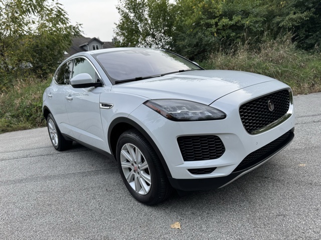 2018 Jaguar E-PACE S photo 4