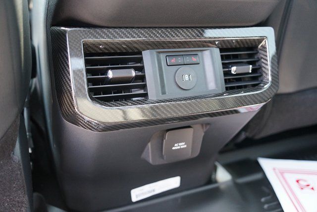 2025 FORD F-250 - Image 31