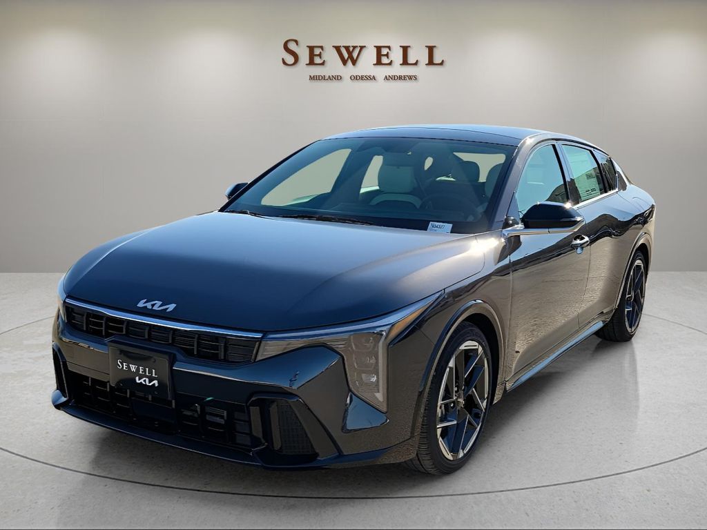 2026 Kia K4 GT-Line's photo