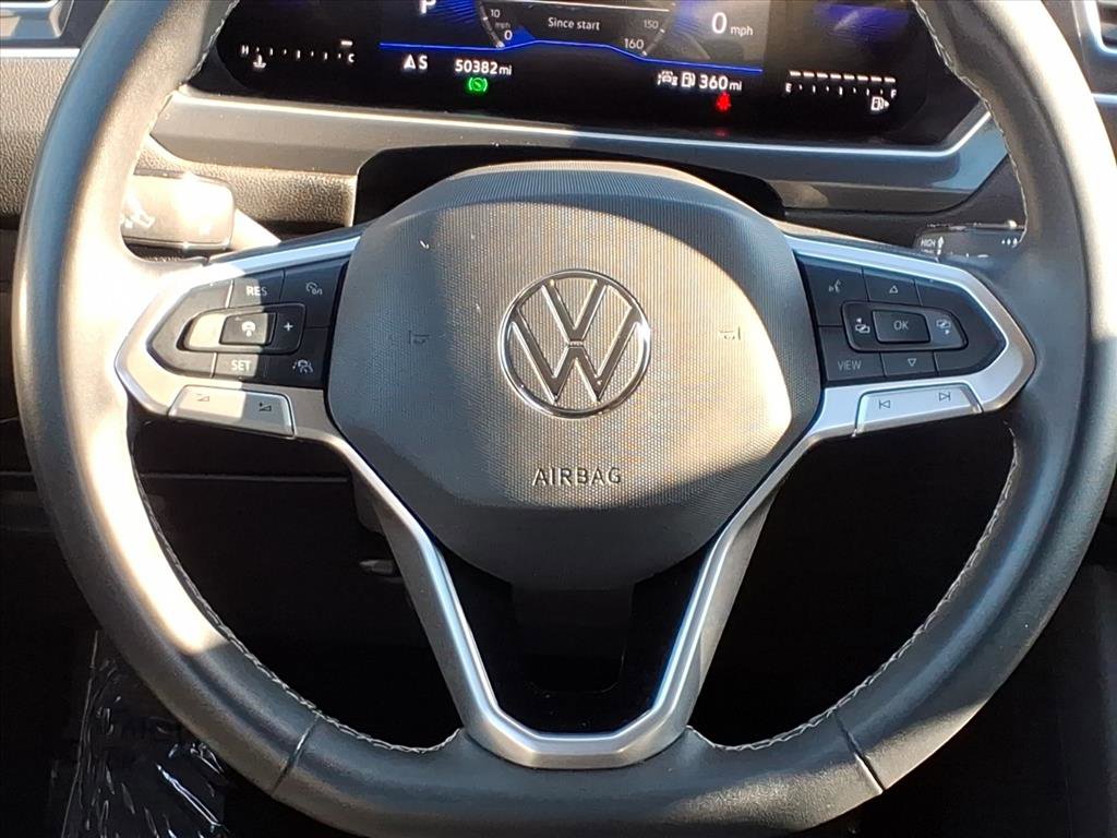 2024 Volkswagen Tiguan SE Wolfsburg Edition photo 3