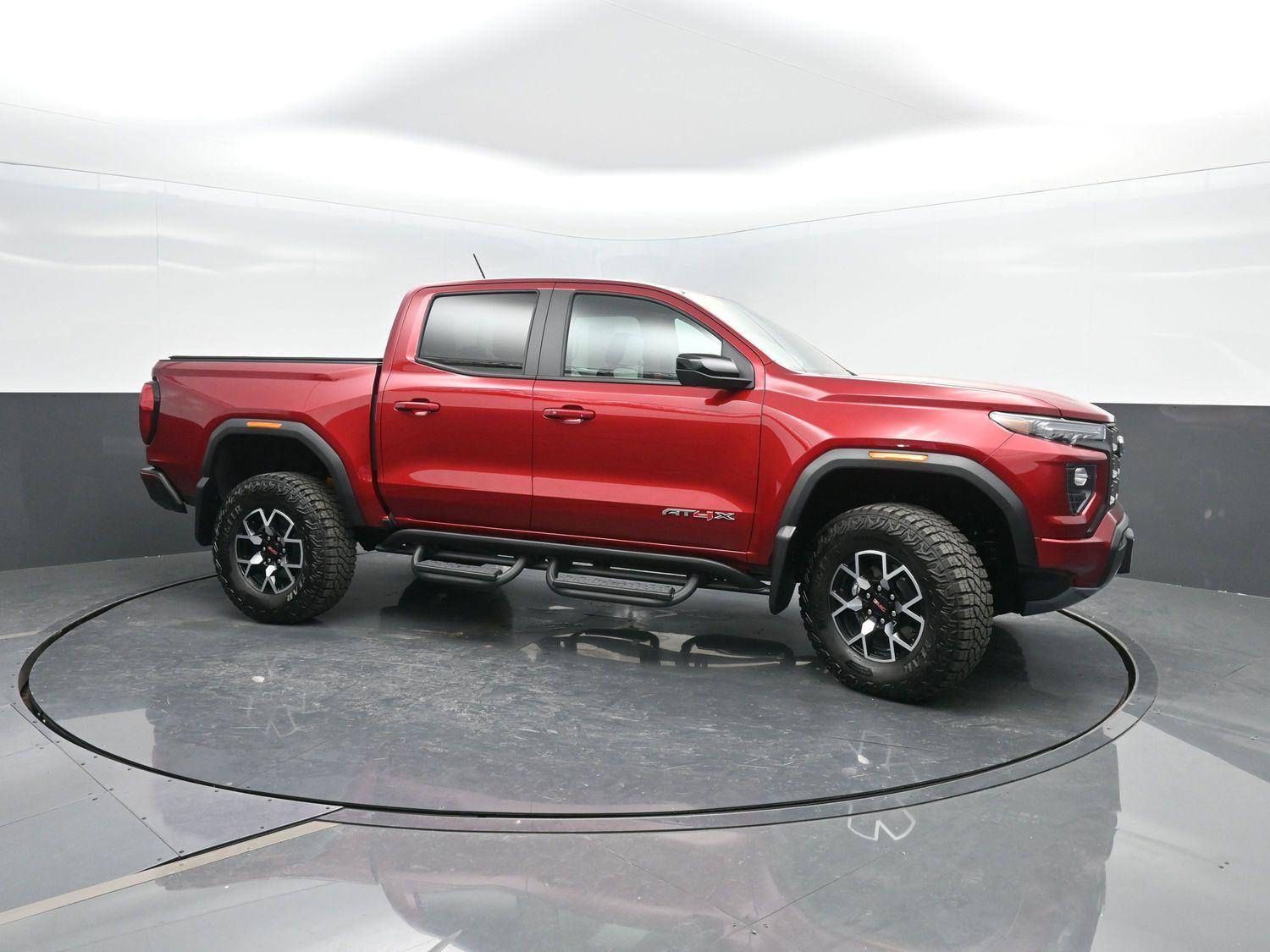 2025 Gmc Canyon AT4X photo 3