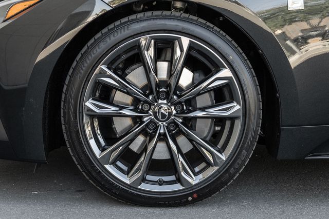 2025 Lexus IS 350 F SPORT photo 8