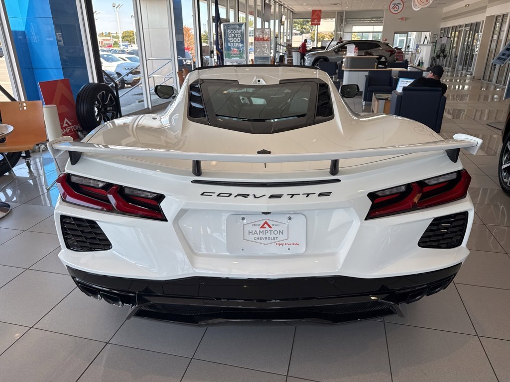 2026 Chevrolet Corvette Stingray 2LT photo 7