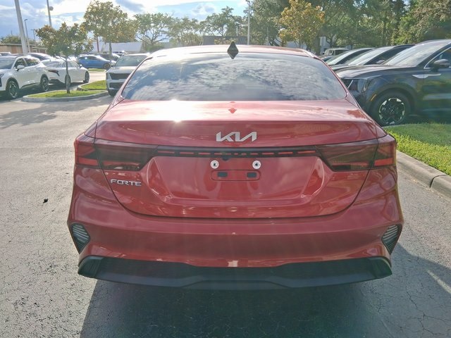 2023 Kia Forte LXS photo 8