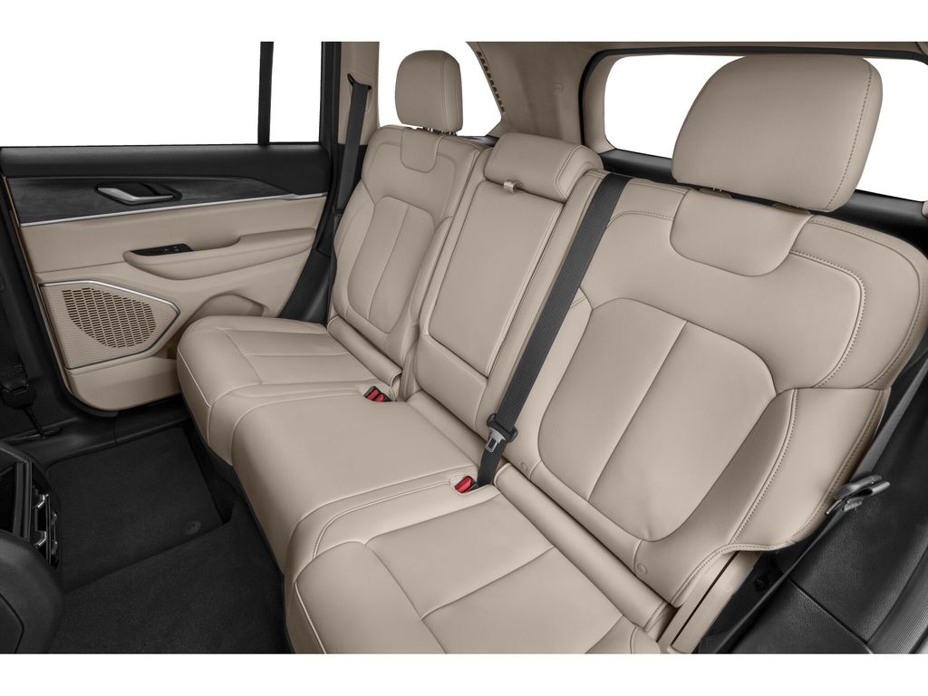2025 Jeep Grand Cherokee Limited photo 12