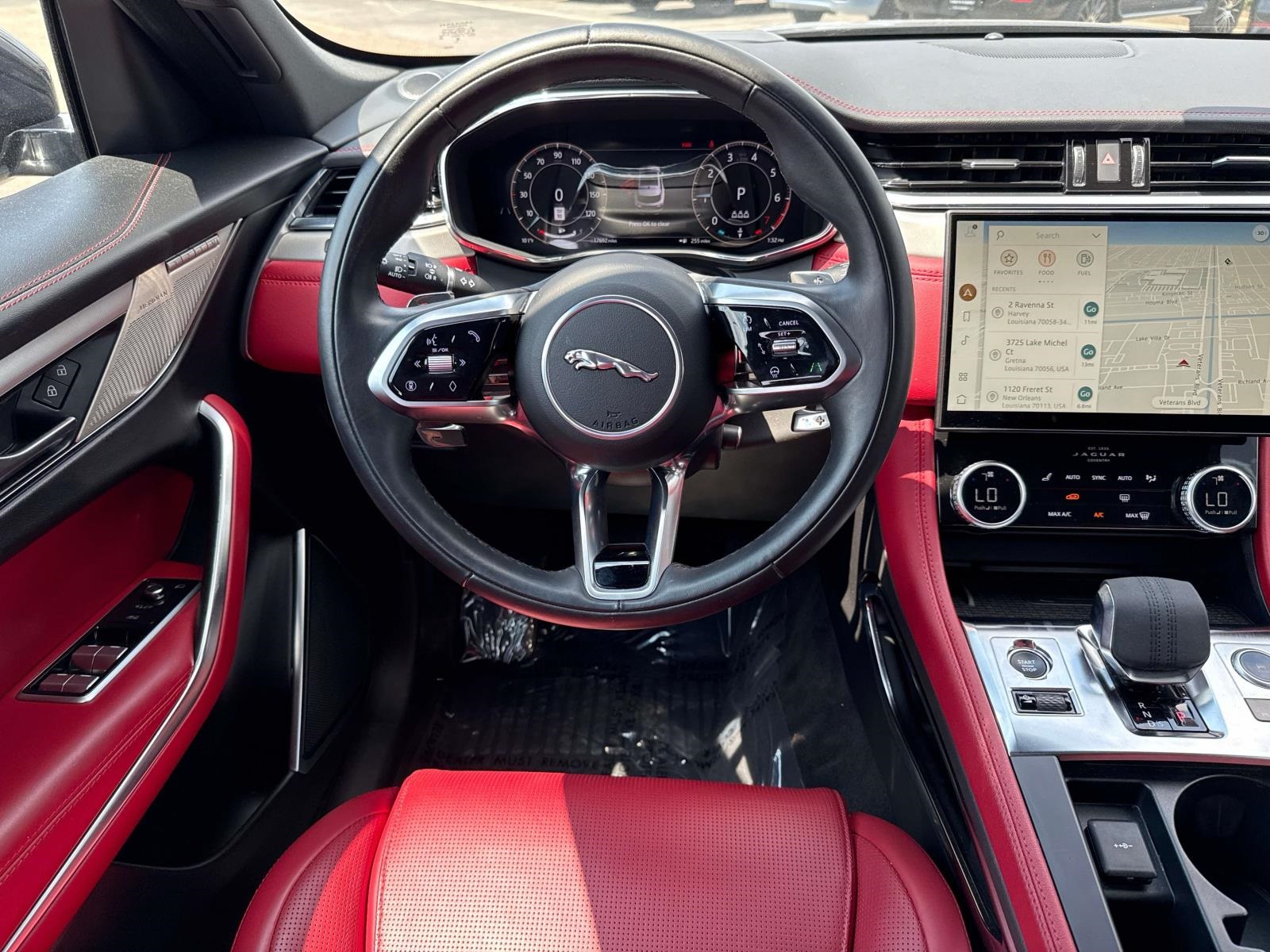2025 Jaguar F-PACE P250 R-Dynamic S photo 22