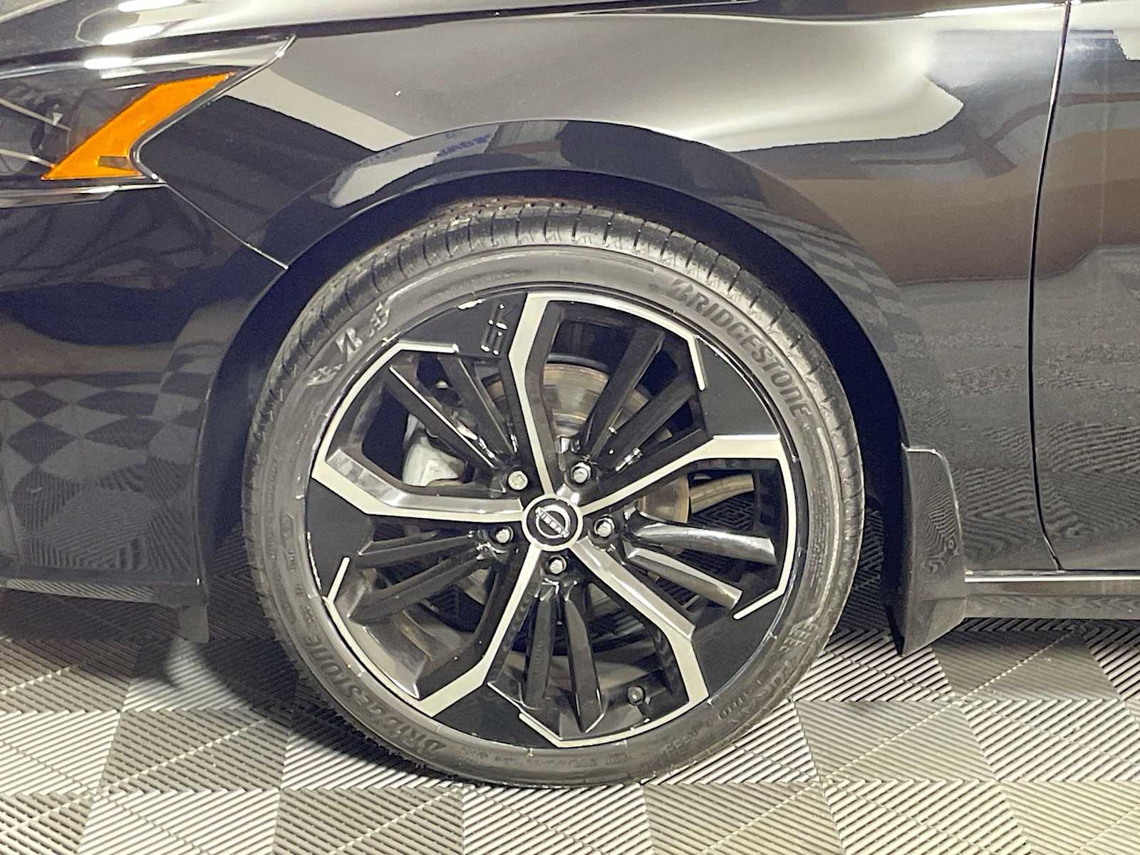 2023 Nissan Altima 2.5 SR photo 27