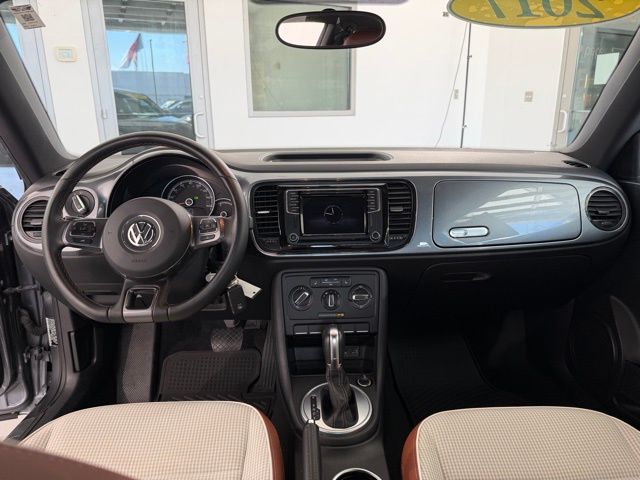 2017 Volkswagen Beetle 1.8T Classic photo 23