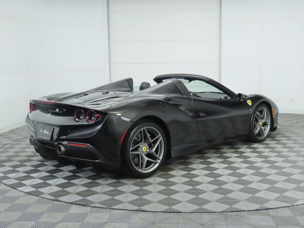 2021 Ferrari F8 Spider Base photo 5