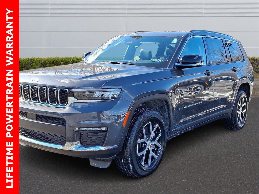 2024 Jeep Grand Cherokee Limited photo 3