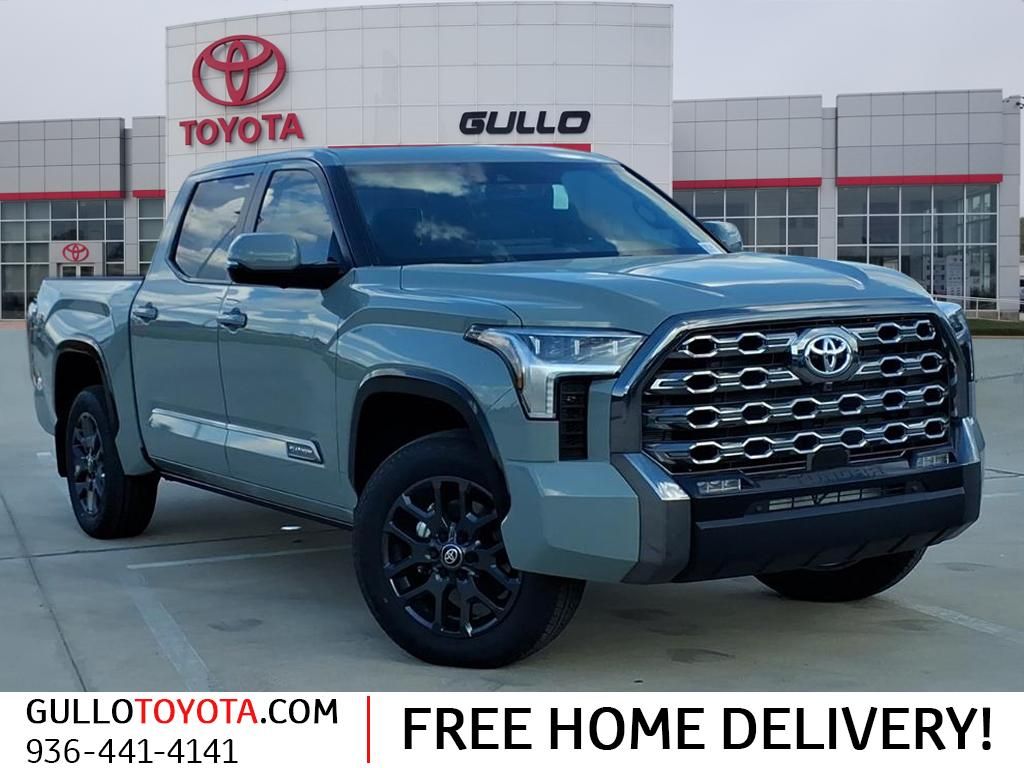 2026 Toyota Tundra Platinum's photo
