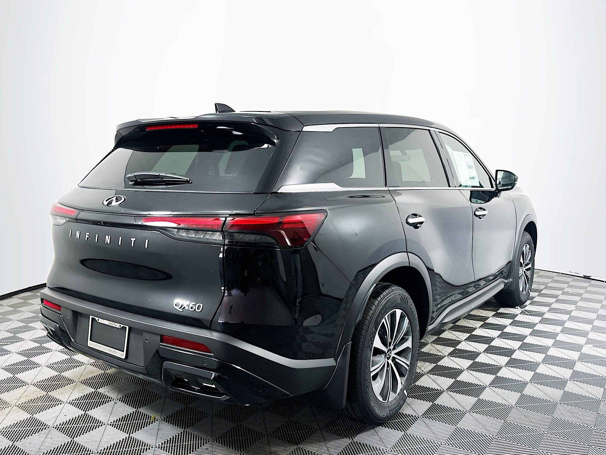 2025 Infiniti QX60 Pure photo 3