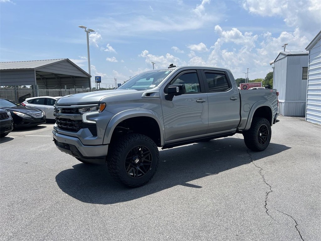 2025 Chevrolet Silverado 1500 RST photo 4