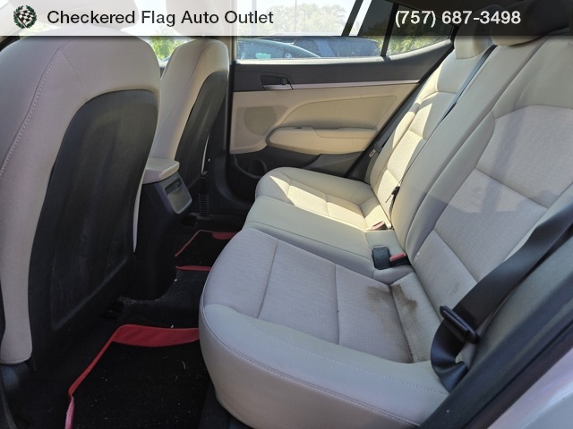 2017 Hyundai Elantra SE photo 17