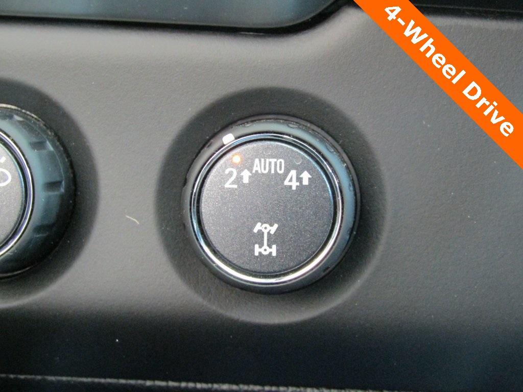 2020 Chevrolet Tahoe LS photo 3