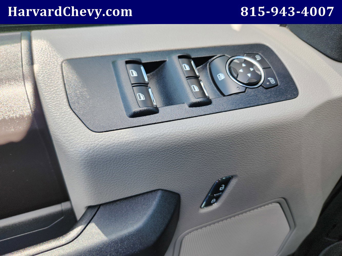 2016 Ford F-150 XLT photo 27