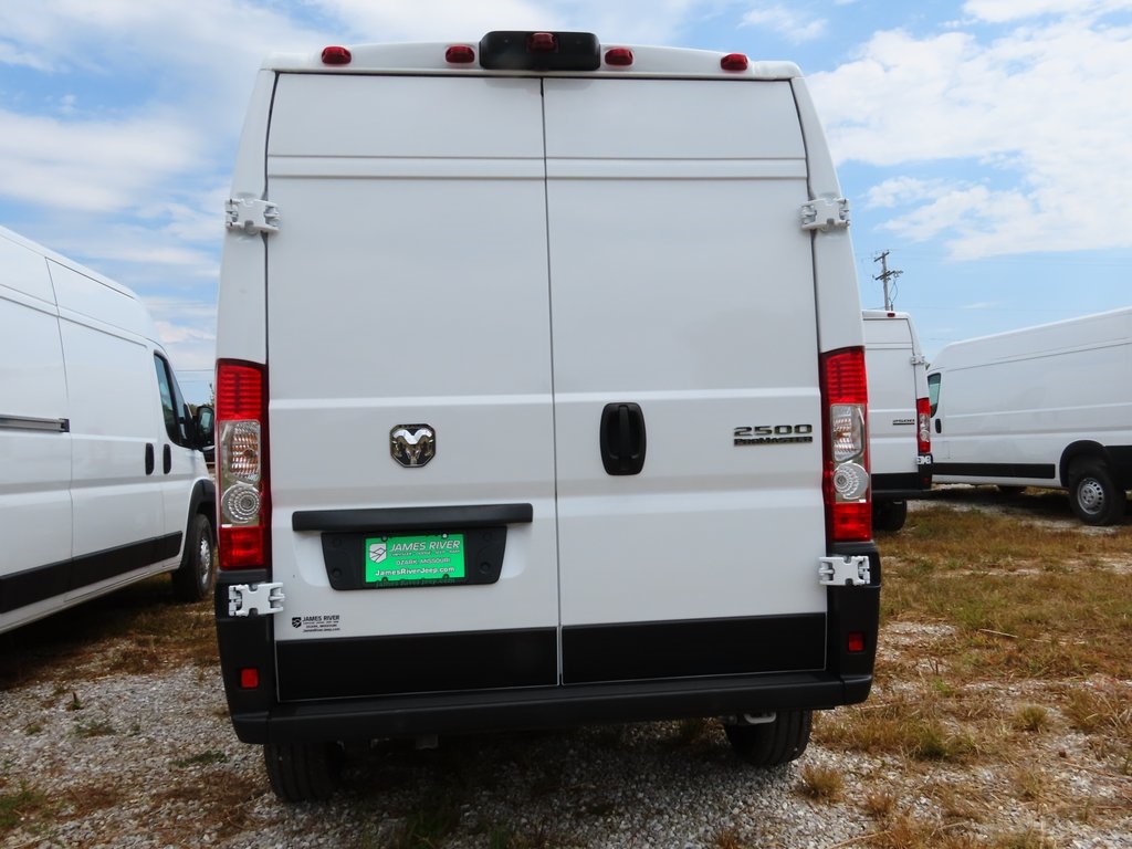 2025 Ram ProMaster 2500 photo 8