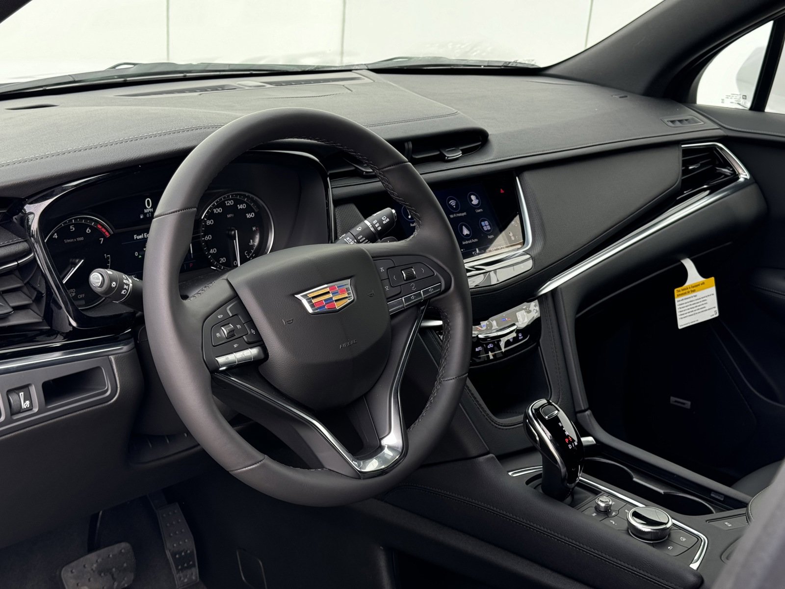 2025 Cadillac XT6 Luxury photo 16