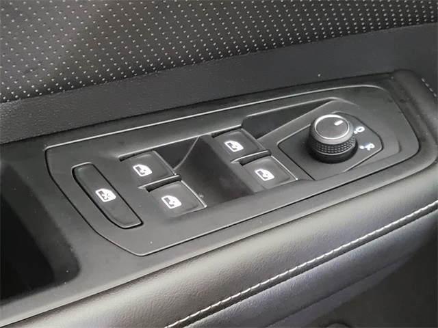 2024 Volkswagen Atlas SE Technology photo 33
